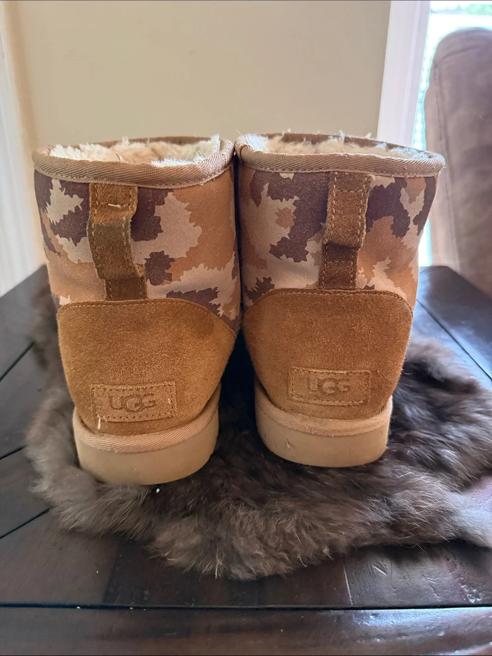 UGG classic ankle
